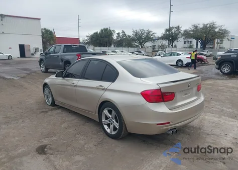 2013 BMW 328I z USA, uszkodzony, nr VIN WBA3A5G55DNP21302